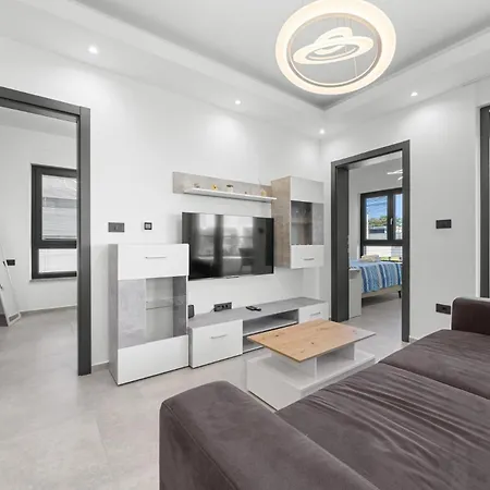 New Modern Niki Medulin, Near The By Istrabook * Medulin